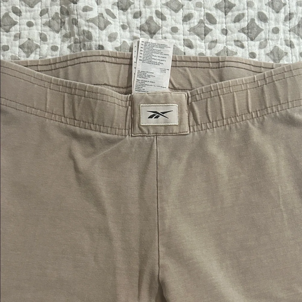 Reebok Leggings in Tan
